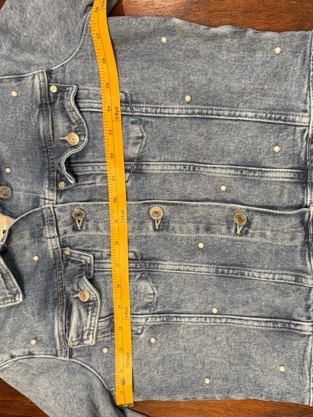 Vintage GUESS Pearl Denim Jacket. Y2K Light Wash Embellished Cropped Jean Coat S - Picture 14 of 16
